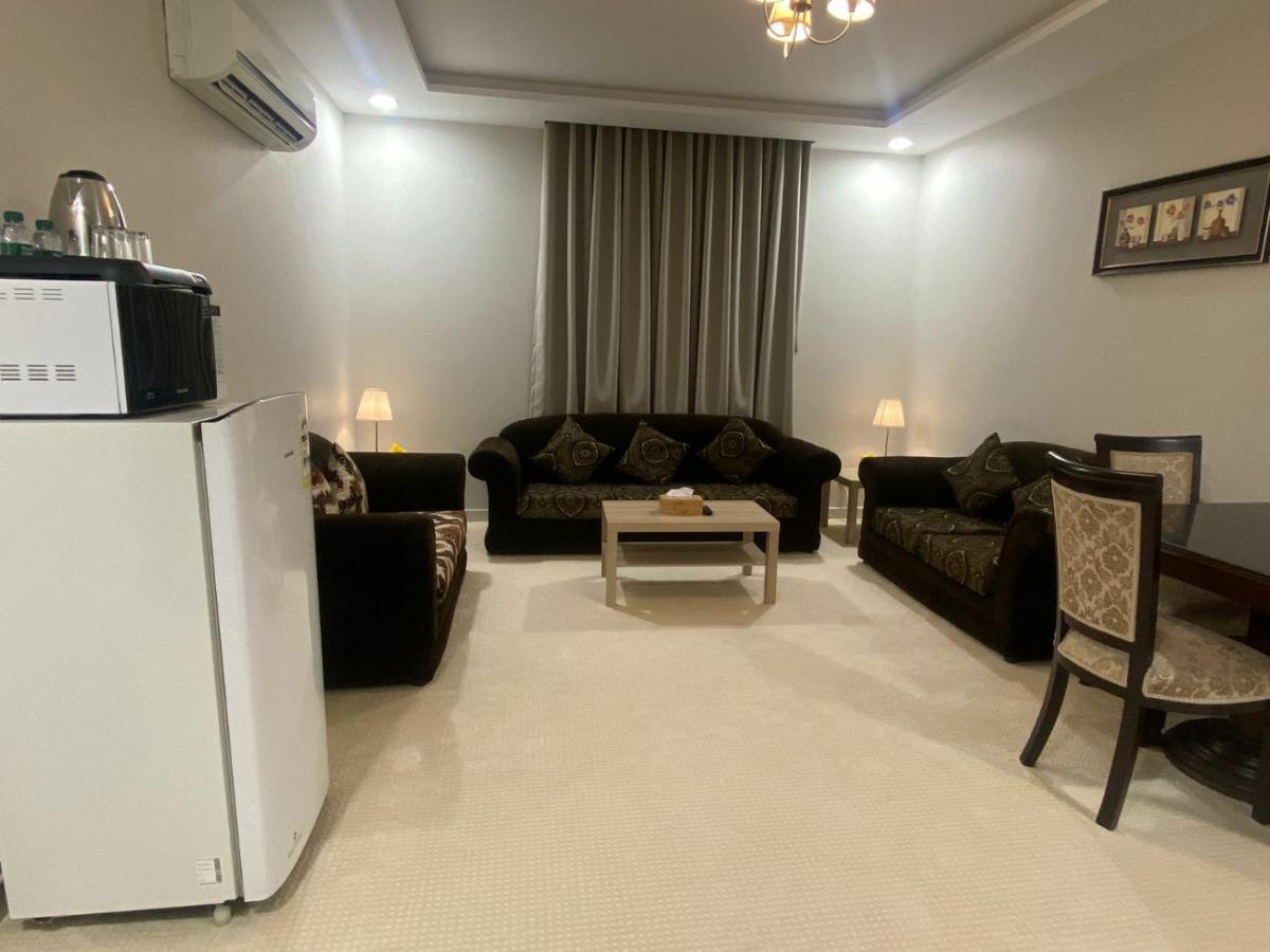 جلنار الشرق للشقق المخدومة DDjeddah Extérieur photo