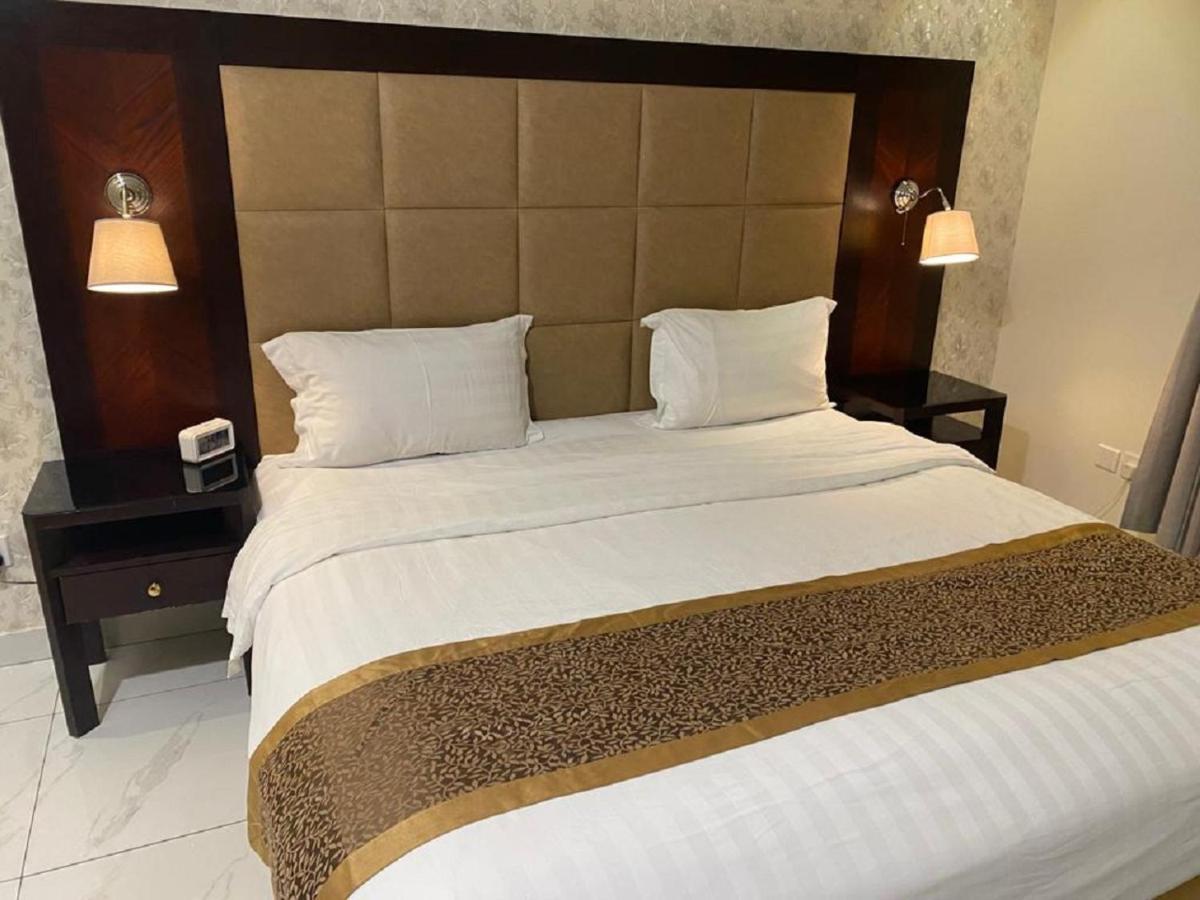 جلنار الشرق للشقق المخدومة DDjeddah Extérieur photo