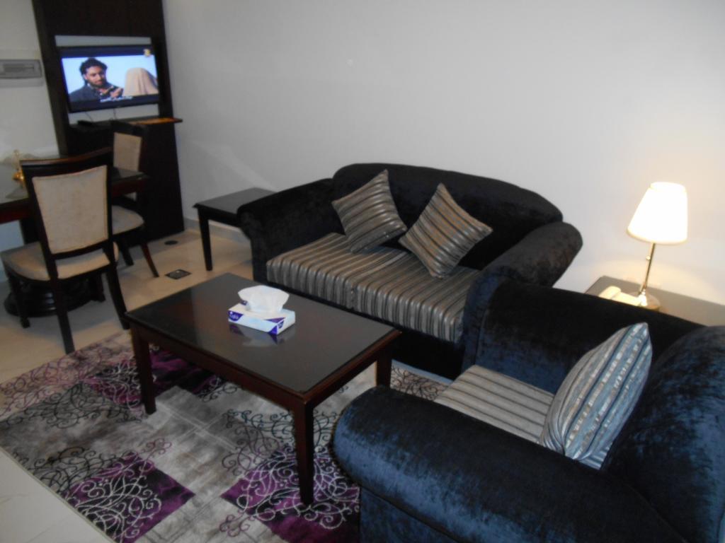جلنار الشرق للشقق المخدومة DDjeddah Extérieur photo
