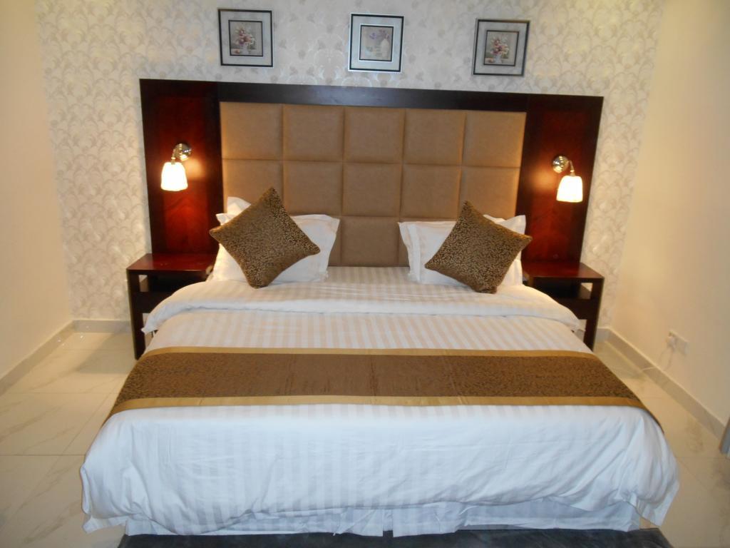 جلنار الشرق للشقق المخدومة DDjeddah Extérieur photo